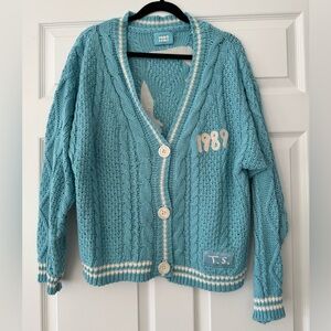 authentic 1989 (taylor’s version) cardigan